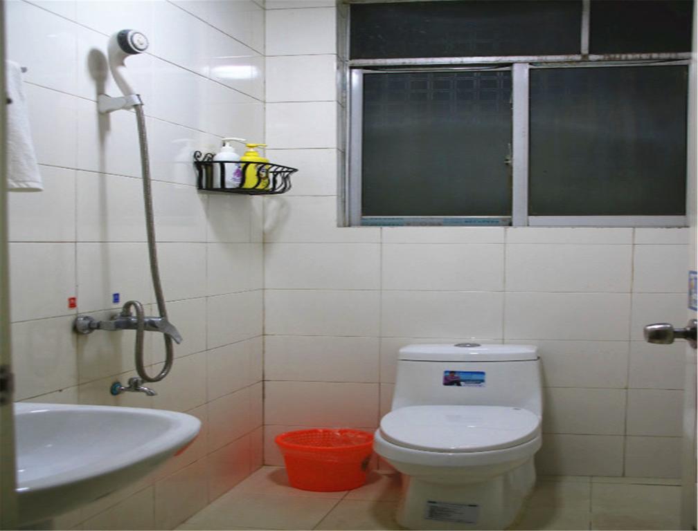 En Attendant Godot Youth Hostel Yangshuo Exterior photo