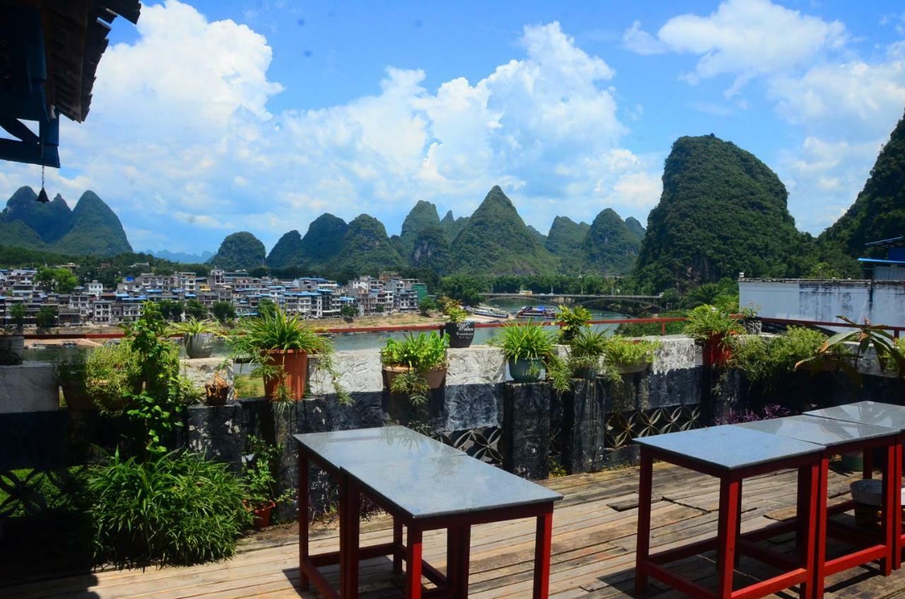 En Attendant Godot Youth Hostel Yangshuo Exterior photo